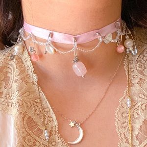 ANOTHER ⭐️ DAY HANDMADE HEARTBREAK HOTEL RIBBON CHOKER